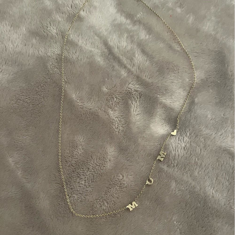 Kendra Scott Gold MOM Necklace